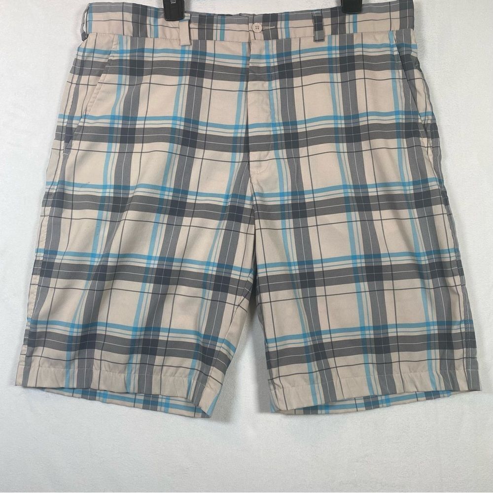 Snake Eyes Dry 18 Plaid Shorts Size 38